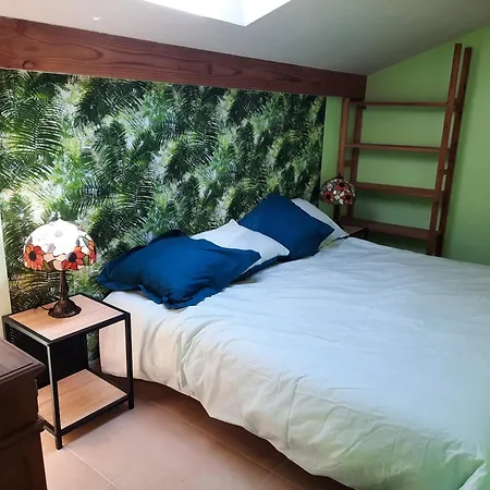 Komfortables Ardeche Haus Mit Panoramaausblick 펜션
